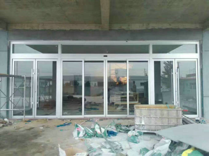 ���̰���